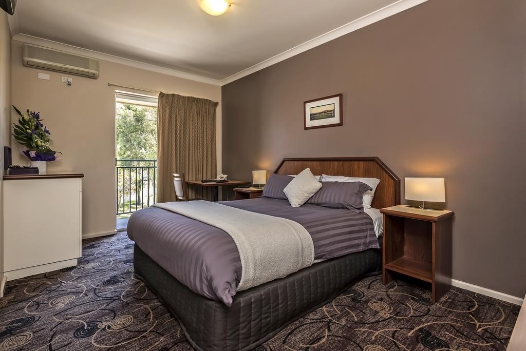 פרת'' Quality Hotel Bayswater מראה חיצוני תמונה